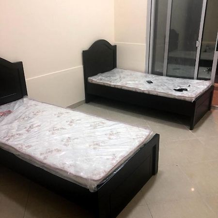 Furnished Apartment Дубай Экстерьер фото